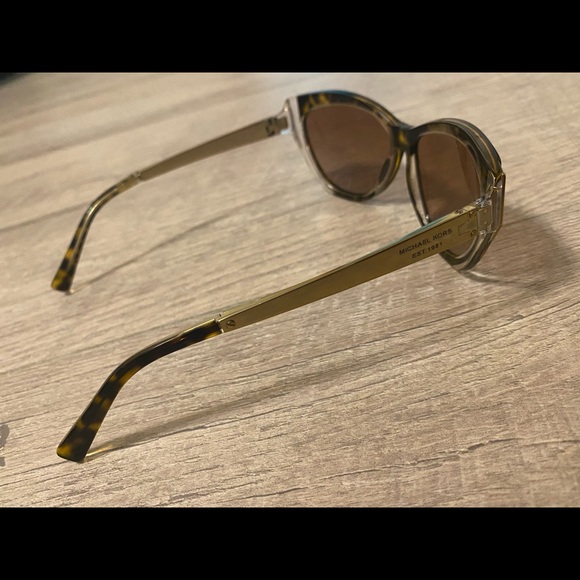 mk glasses - Picture 3 of 5